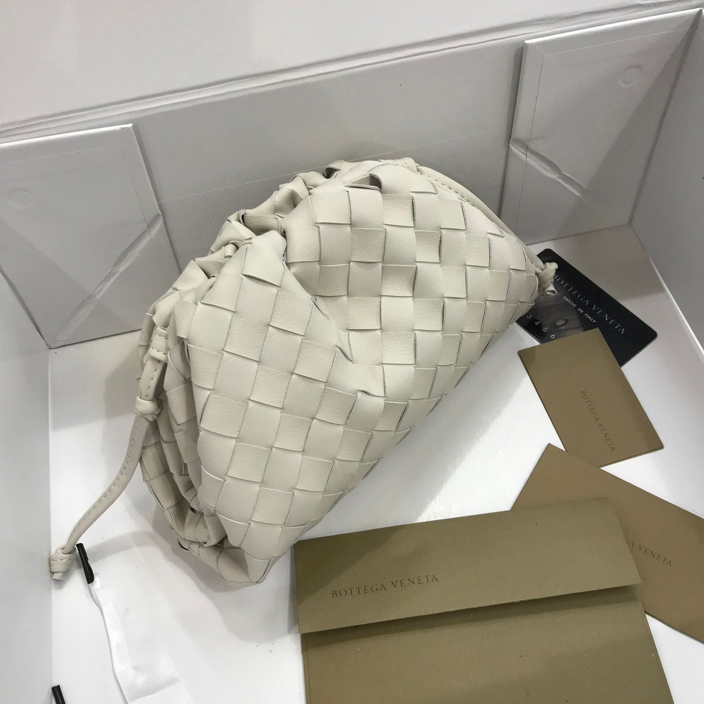 Bottega Pouch Intrecciato small Bag