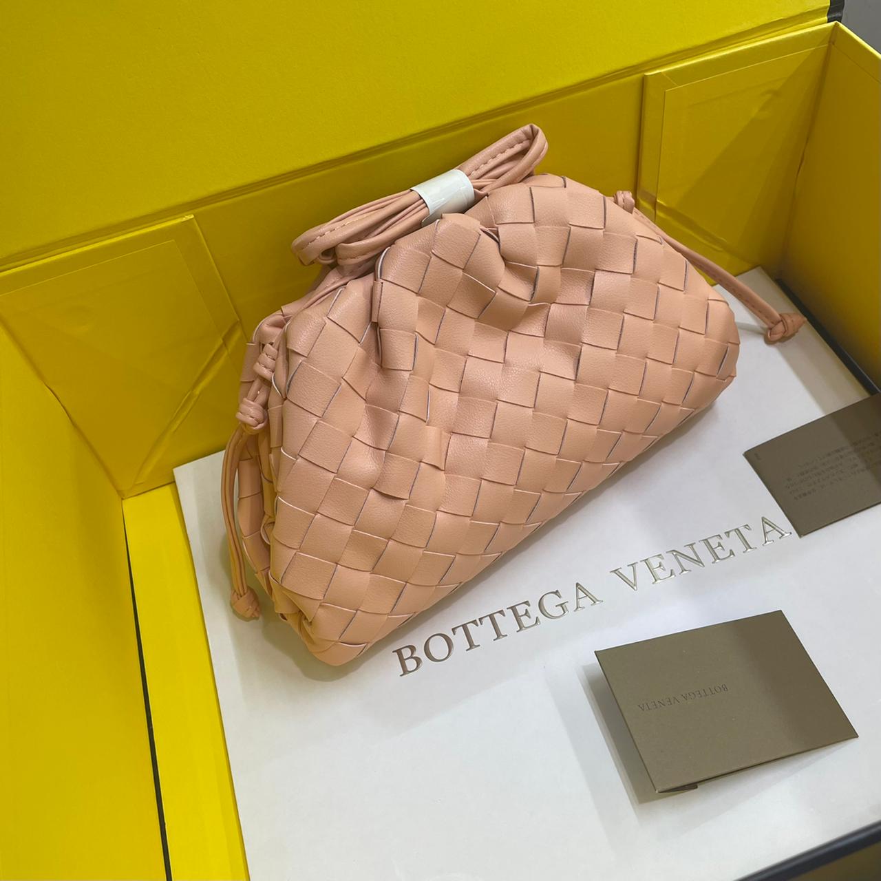Bottega Pouch Intrecciato small Bag
