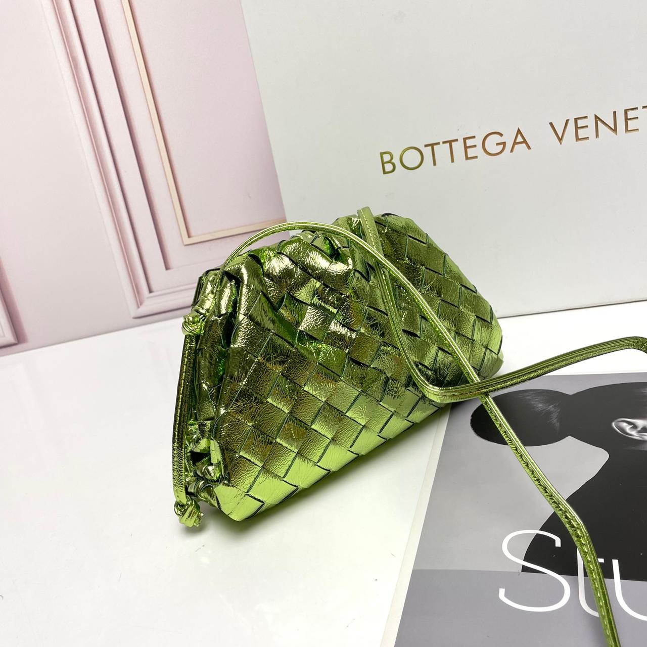 Bottega Pouch Intrecciato small Bag